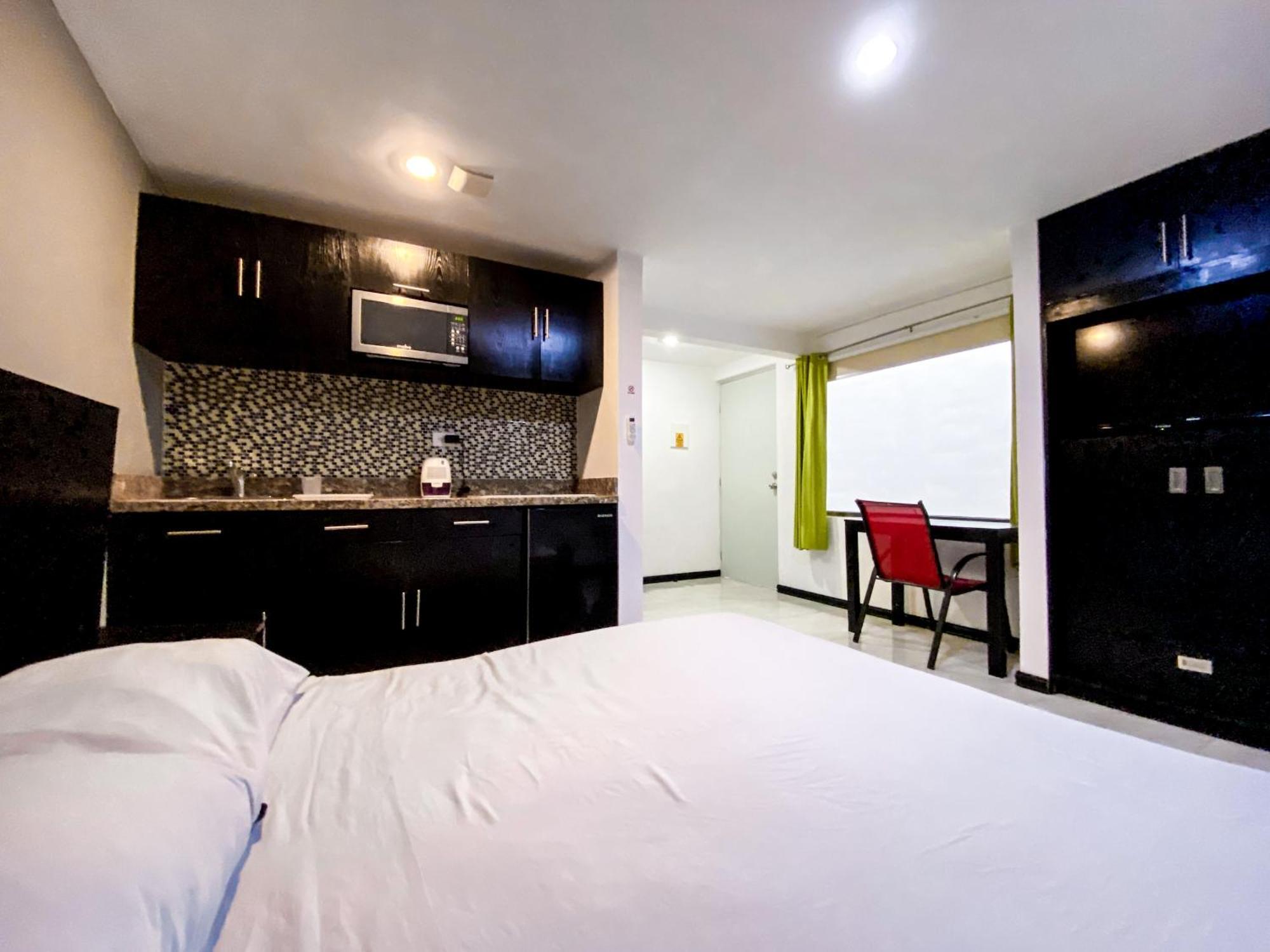 Casa Balam Gladiolas Cancún Exterior foto